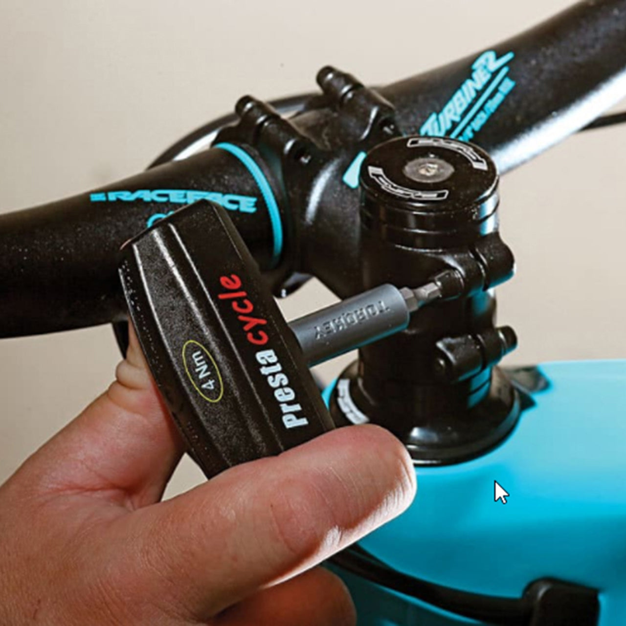Prestacycle Pro TorqKeys – Drehmomentwerkzeug mit T-Griff – 4 Nm, 5 Nm, 6 Nm, 7 Nm, 8 Nm, 10 Nm, 12 Nm + 18 Bits im Paket