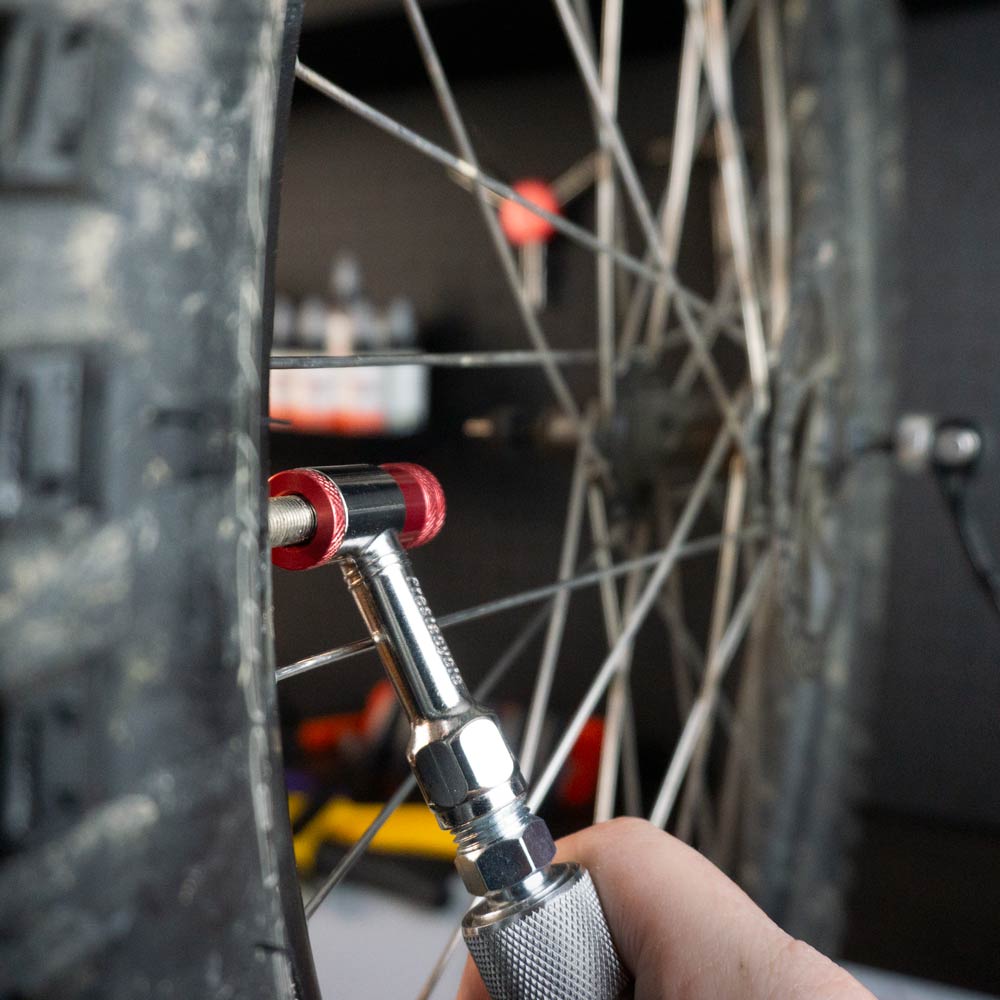 Prestaflator Mini Pro – Presta/Schrader-Push-to-Inflate-Fahrrad-Aufblaswerkzeug